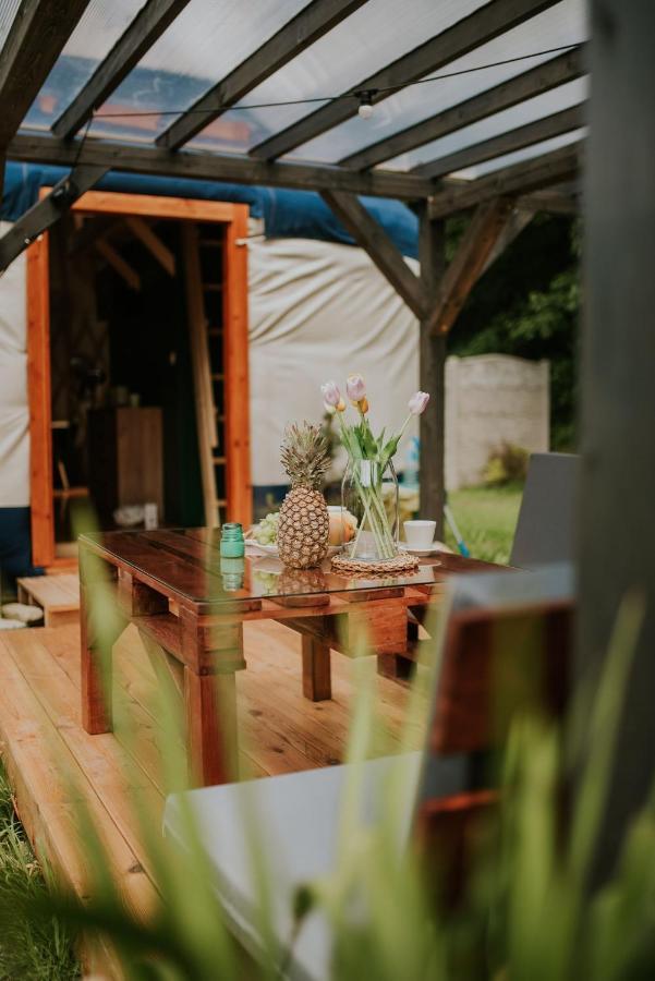 Aloha Glamp - Okragle Domki Przy Rzece - Balia I Sauna - Energylandia Zagornik Kültér fotó